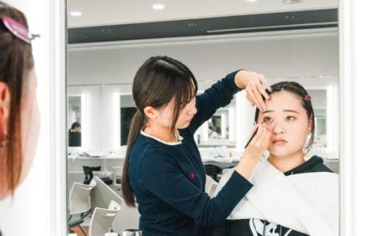 ベーシックヘアー&メイクアップ